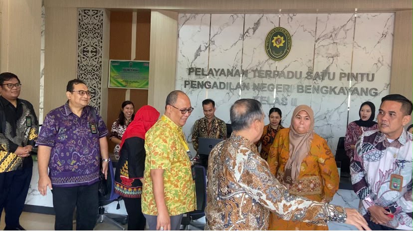 Pengadilan Tinggi Pontianak Laksanakan Pembinaan dan Supervisi di Pengadilan Negeri Bengkayang